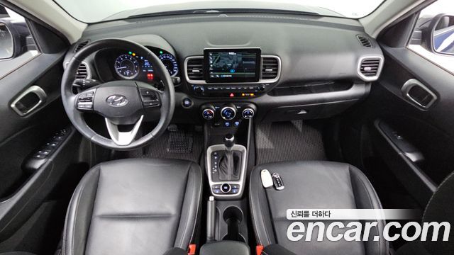 Hyundai Venue — interior