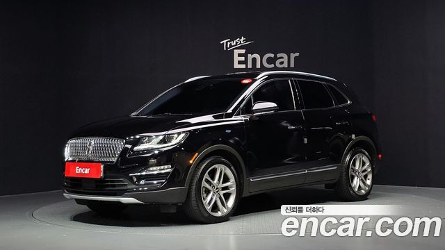 Lincoln MKC — exterior