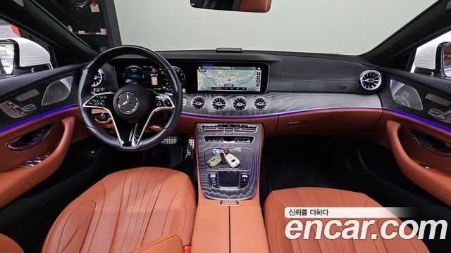 Mercedes-Benz CLS-Class — interior