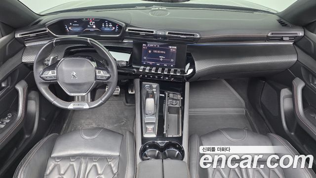 Peugeot 508 — interior