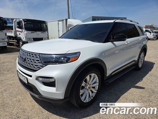 Ford Explorer — exterior