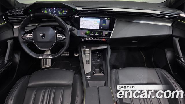 Peugeot 408 — interior