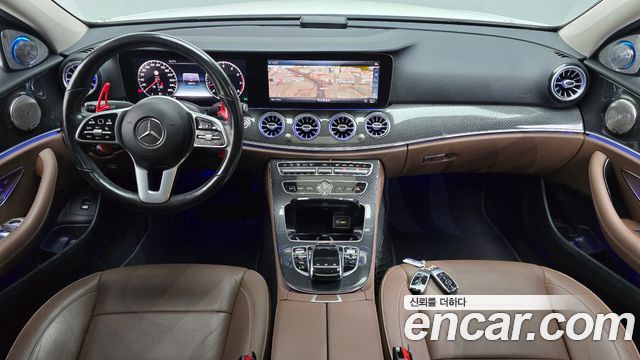 Mercedes-Benz E-Class — interior