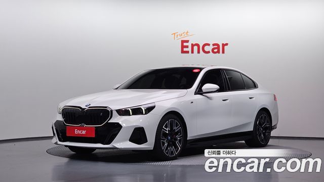 BMW i5