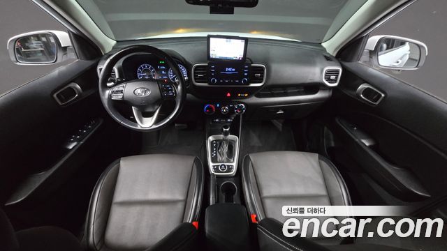 Hyundai Venue — interior