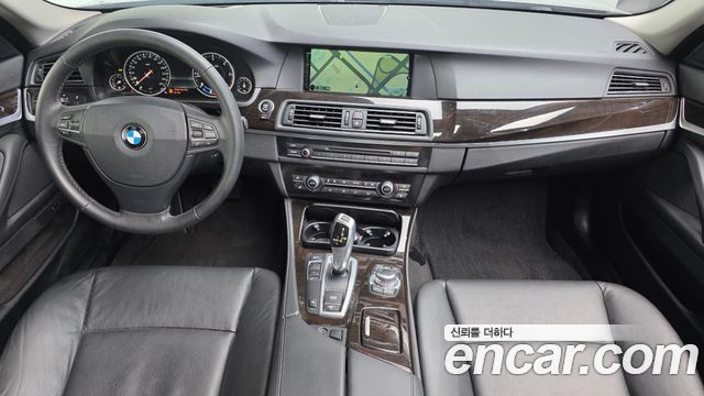 BMW 5 Series — interior