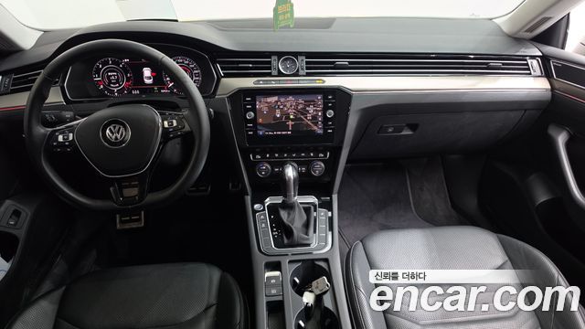 Volkswagen Arteon — interior