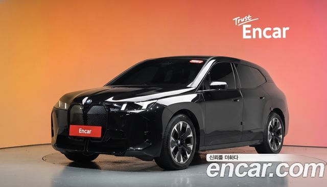 BMW iX