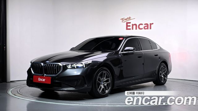 BMW i5