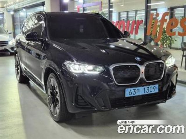 BMW iX3