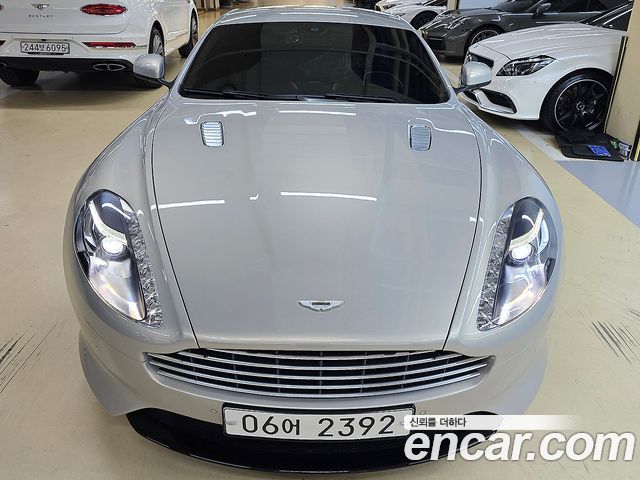 Aston Martin DB9 — exterior