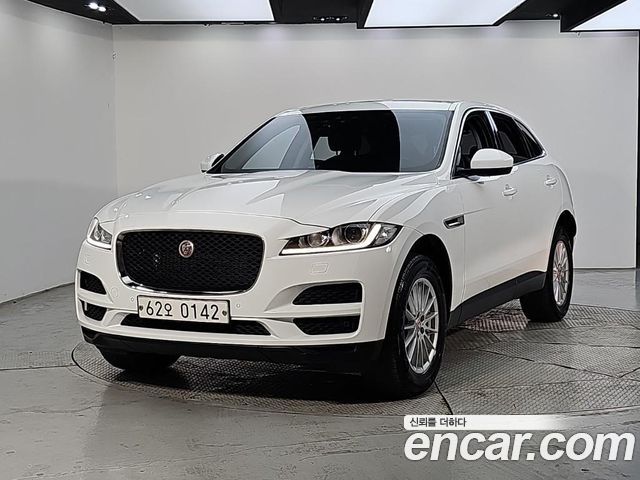Jaguar F-Pace