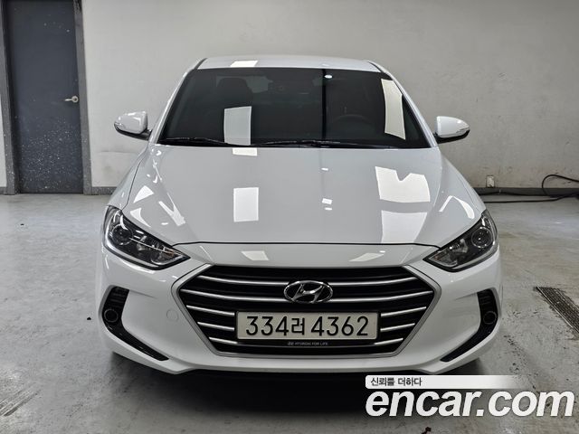 Hyundai Avante — exterior
