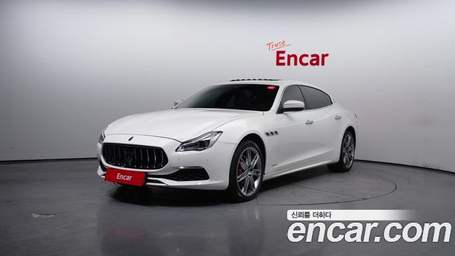 Maserati Quattroporte