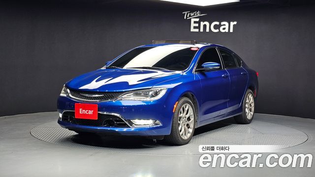 Chrysler 200 — exterior
