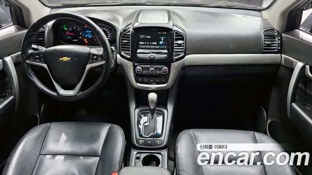 Chevrolet Korea Captiva — interior