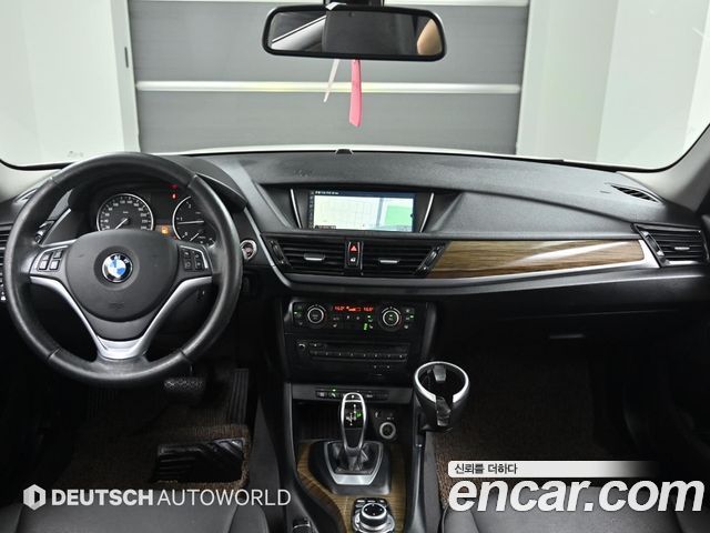 BMW X1 — interior