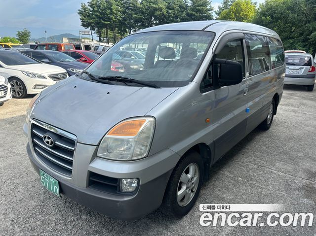Hyundai Starex — exterior