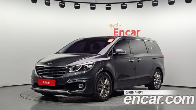 Kia Carnival — exterior