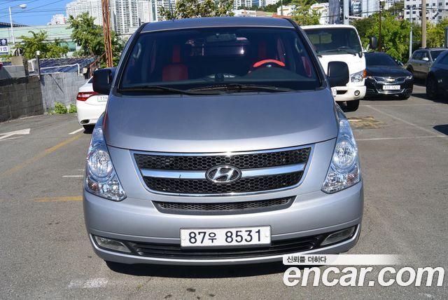 Hyundai Starex — exterior