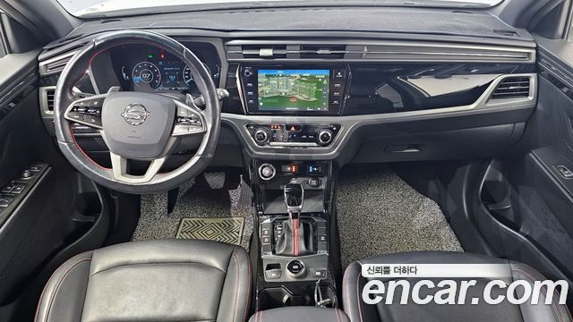 KG Mobility Korando — interior
