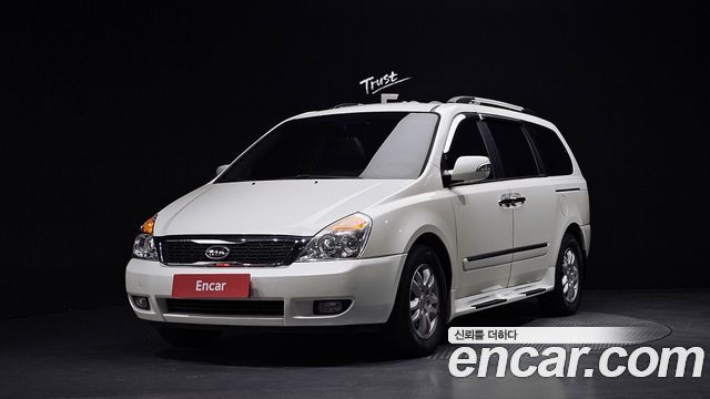 Kia Carnival — exterior