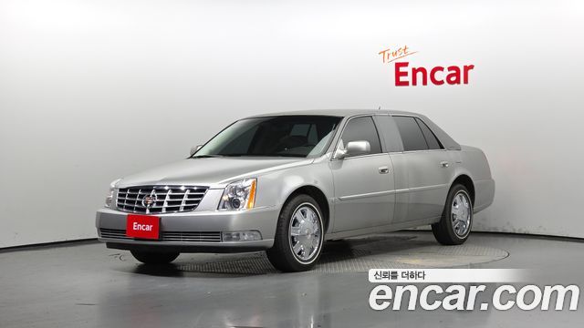 Cadillac DTS — exterior