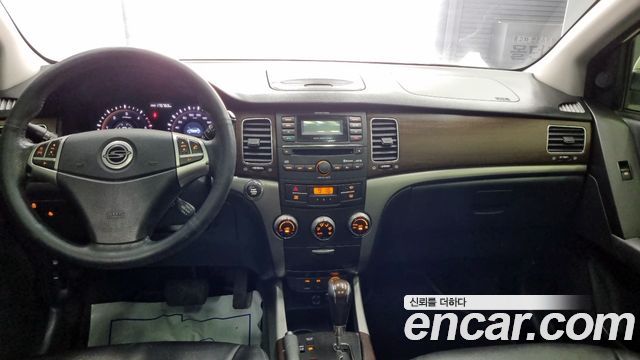 KG Mobility Korando — interior
