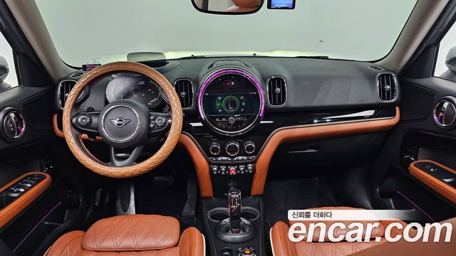 MINI Countryman — interior