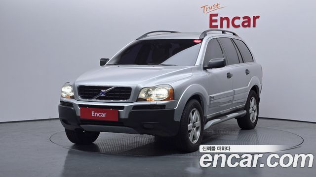 Volvo XC90 — exterior