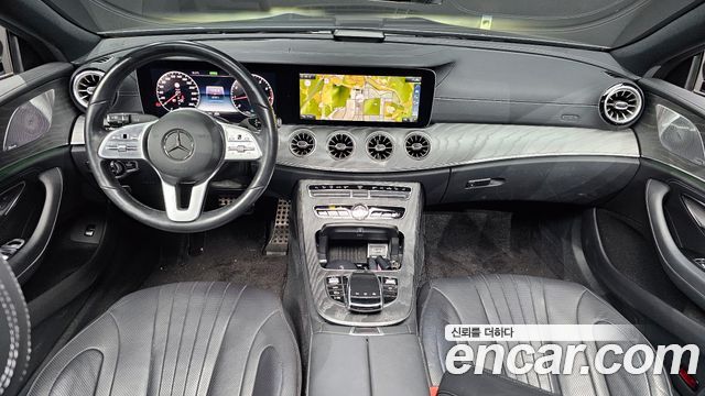 Mercedes-Benz CLS-Class — interior
