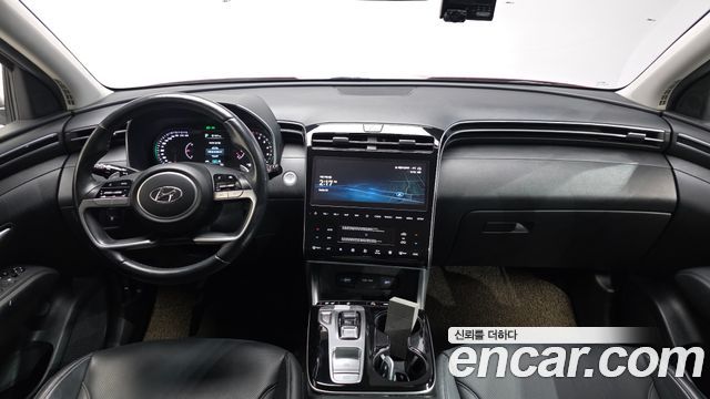Hyundai Tucson — interior