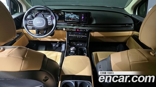 Kia Carnival — interior