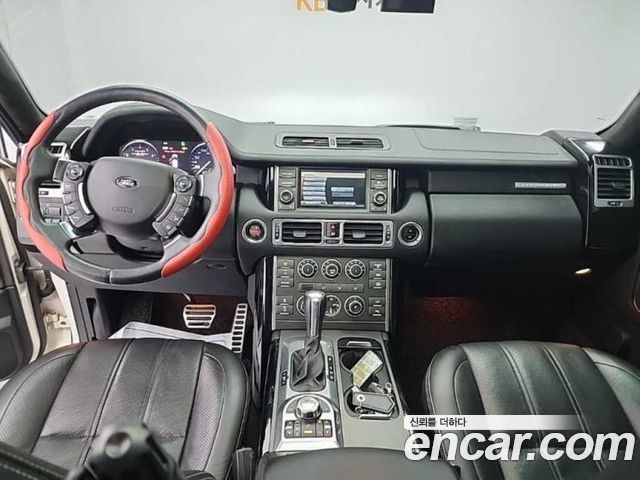 Land Rover Range Rover — interior