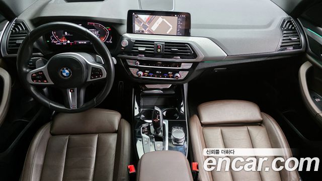 BMW X3 — interior