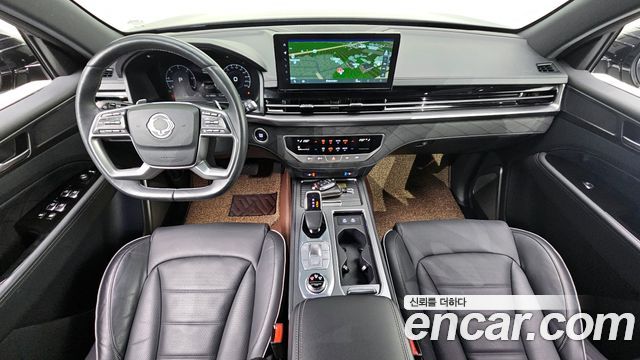 KG Mobility Rexton — interior