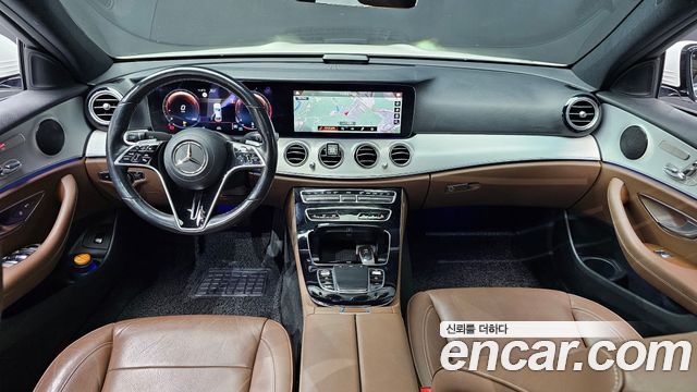 Mercedes-Benz E-Class — interior