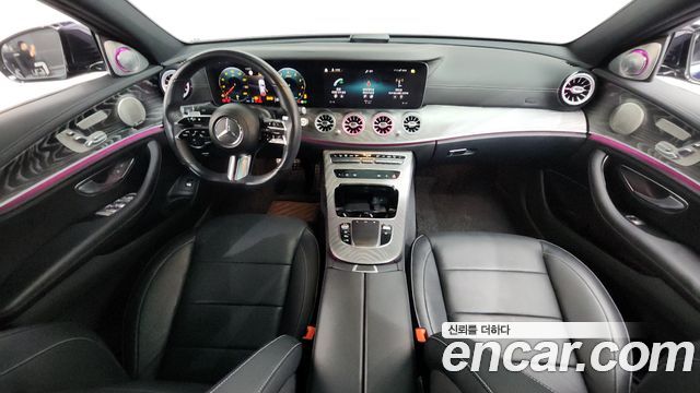 Mercedes-Benz E-Class — interior