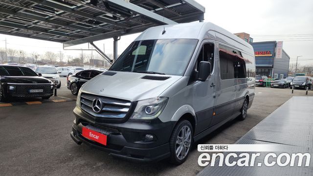 Mercedes-Benz Sprinter — exterior