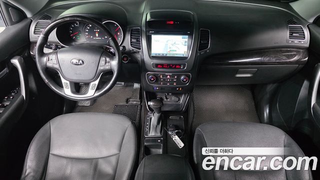 Kia Sorento — interior