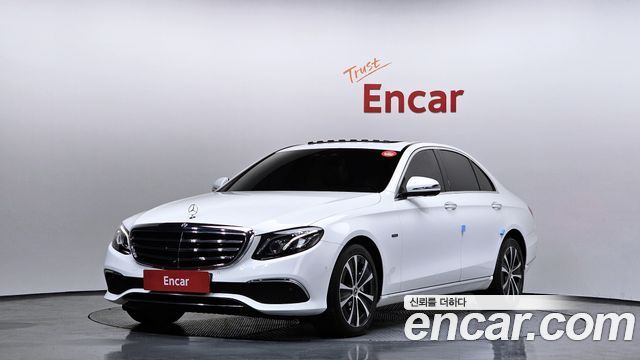 Mercedes-Benz E-Class — exterior