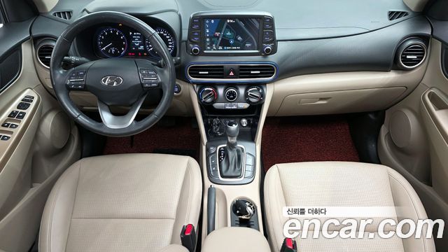 Hyundai Kona — interior