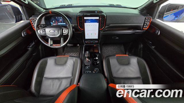 Ford Ranger — interior