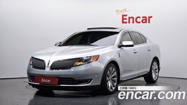 Lincoln MKS — exterior
