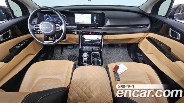 Kia Carnival — interior