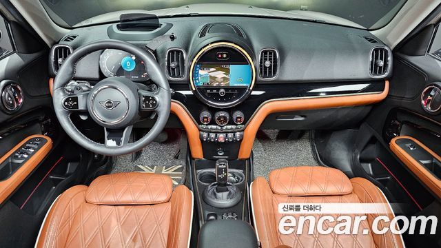 MINI Countryman — interior