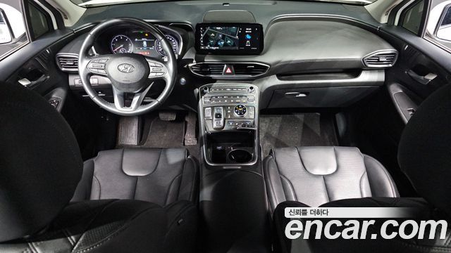 Hyundai Santa Fe — interior