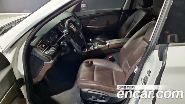 BMW Gran Turismo GT — interior