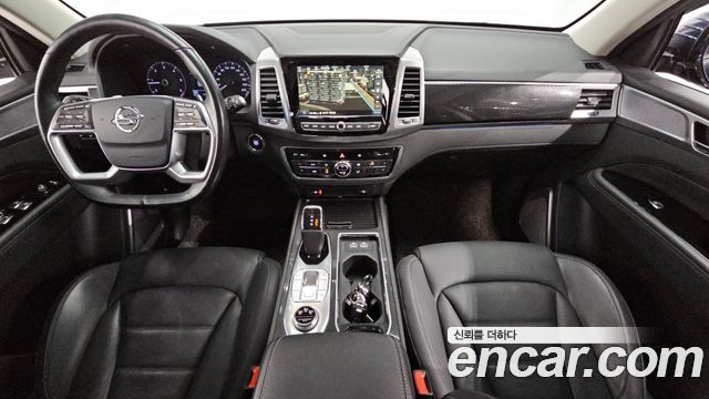 KG Mobility Rexton — interior