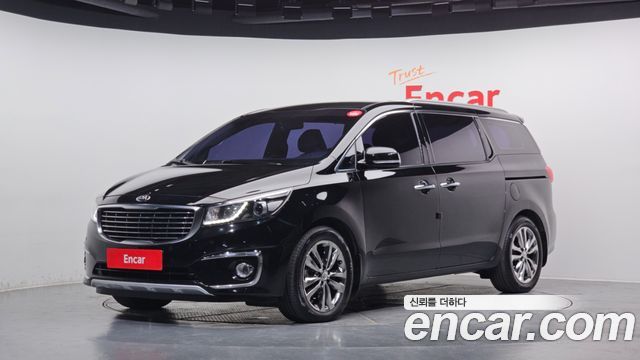 Kia Carnival — exterior